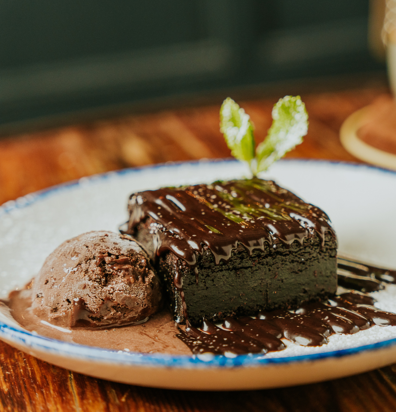 Dinner & Dining at The Coaching Halt in Crawley